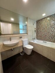 The Esparis (D18), Condominium #635137151